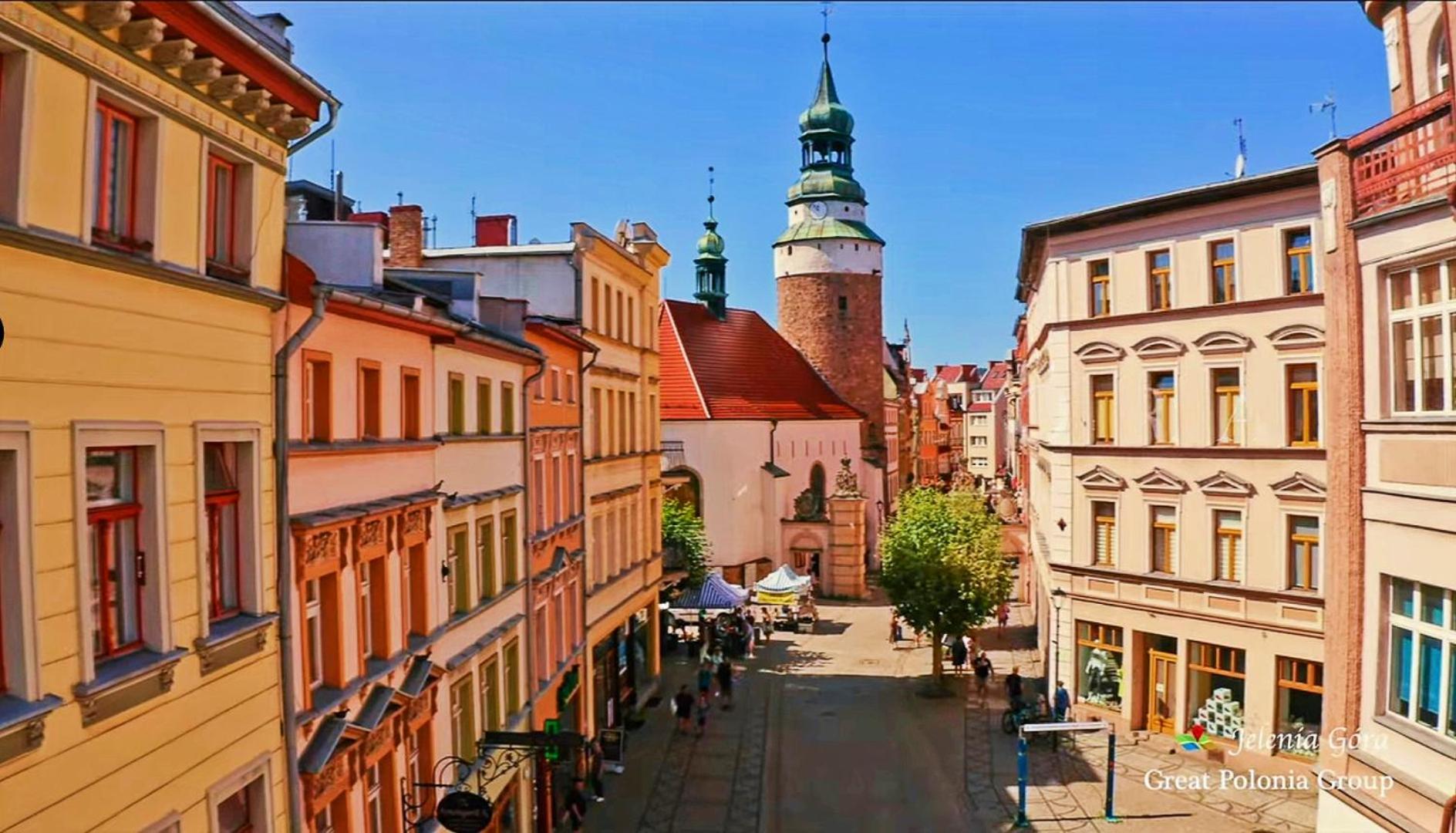 Great Polonia Jelenia Gora City Center Bagian luar foto